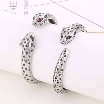 Goth Style Adjustable Leopard Bracelet - Red | GothReal