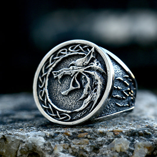 Goth Style Celtic Knot Wolf Head Ring - Silver | GothReal