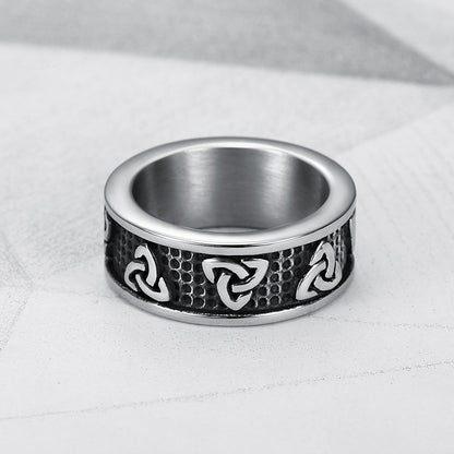 Goth Style Celtic Ring | GothReal