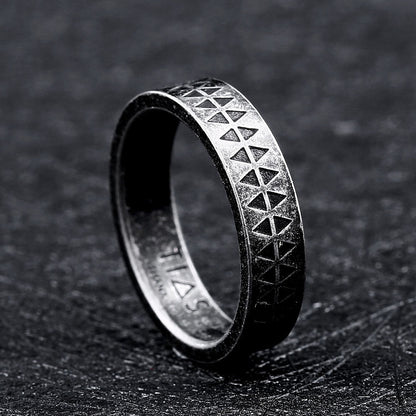 Goth Style Saw Tooth Nordic Ring - Black | GothReal
