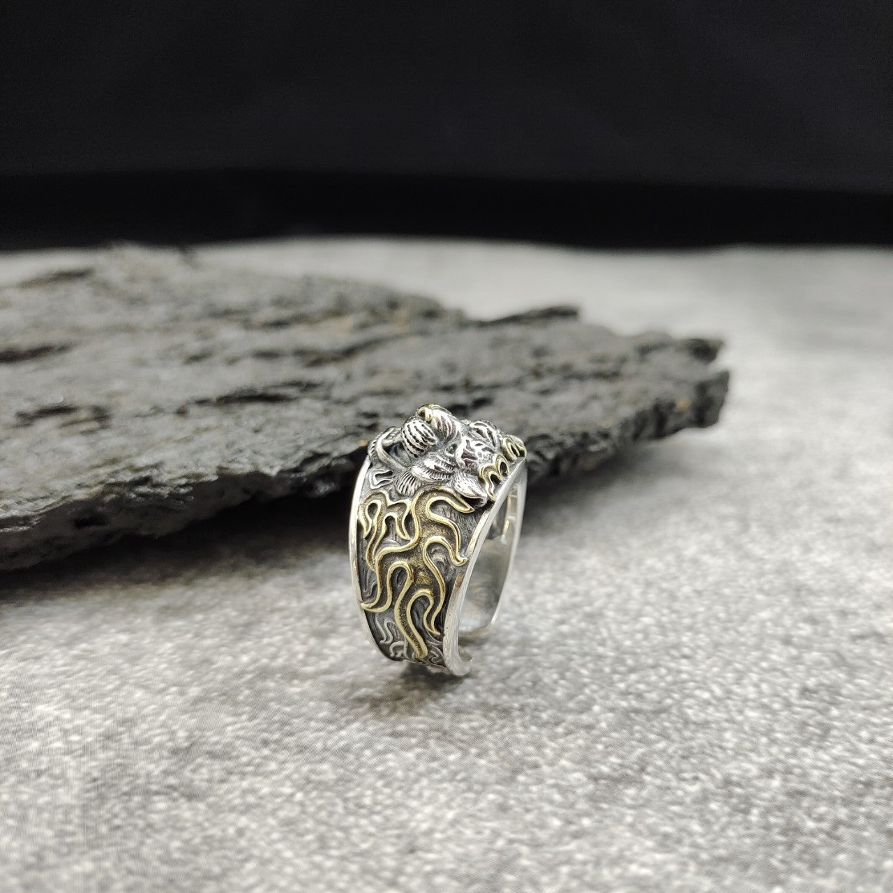Goth Style Tiger Head Sterling Silver Ring | GothReal