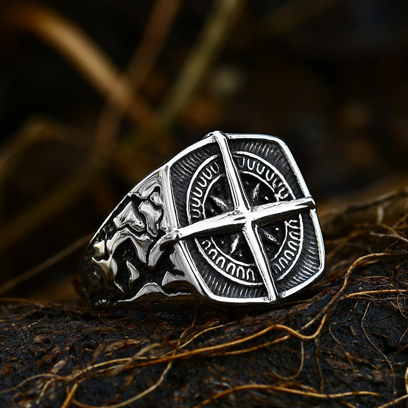 Cracks Compass Cross Ring Rings - GOTH-REAL